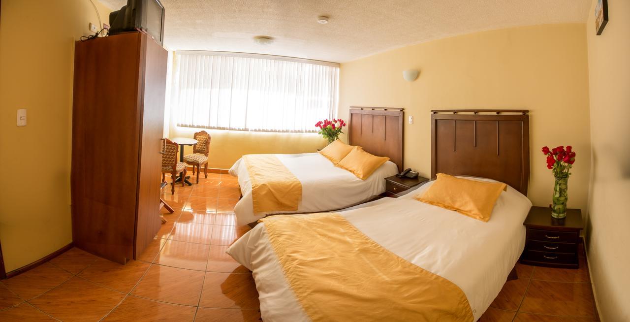 Hotel Saint Thomas Quito Exterior foto