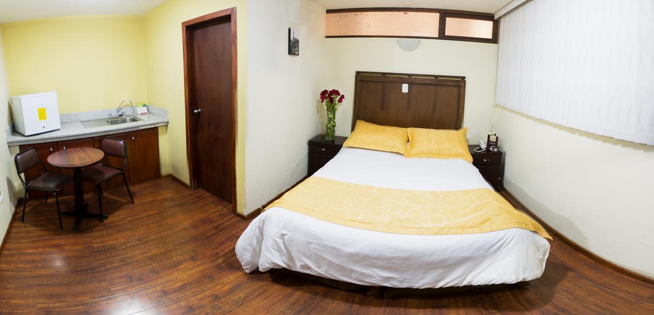 Hotel Saint Thomas Quito Exterior foto