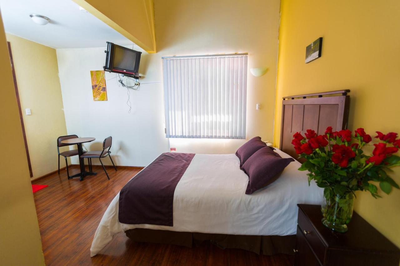 Hotel Saint Thomas Quito Exterior foto